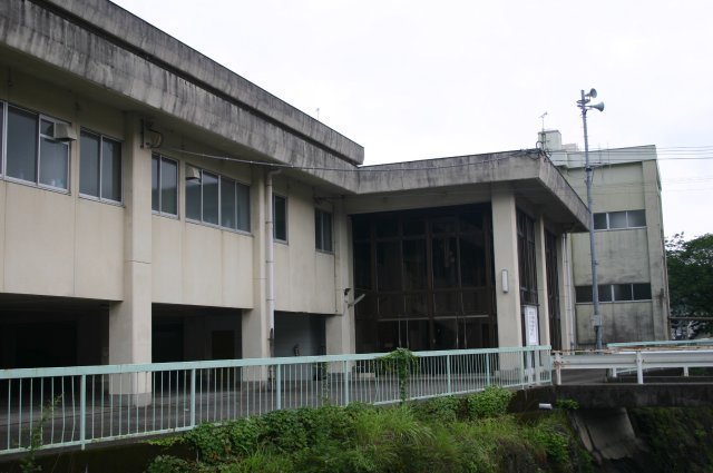 古座小学校屋内運動場