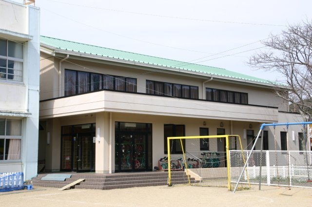 田並小学校屋内運動場